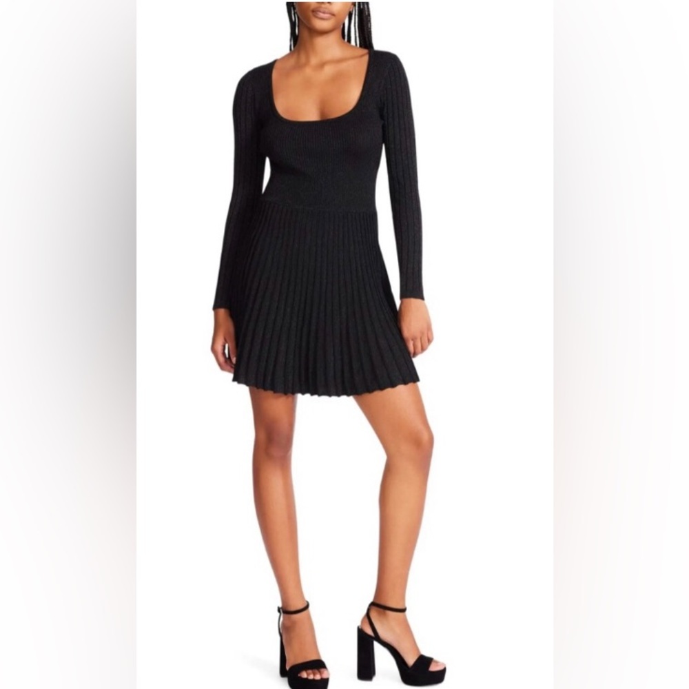 NEW Betsy Johnson Black Dress. Medium